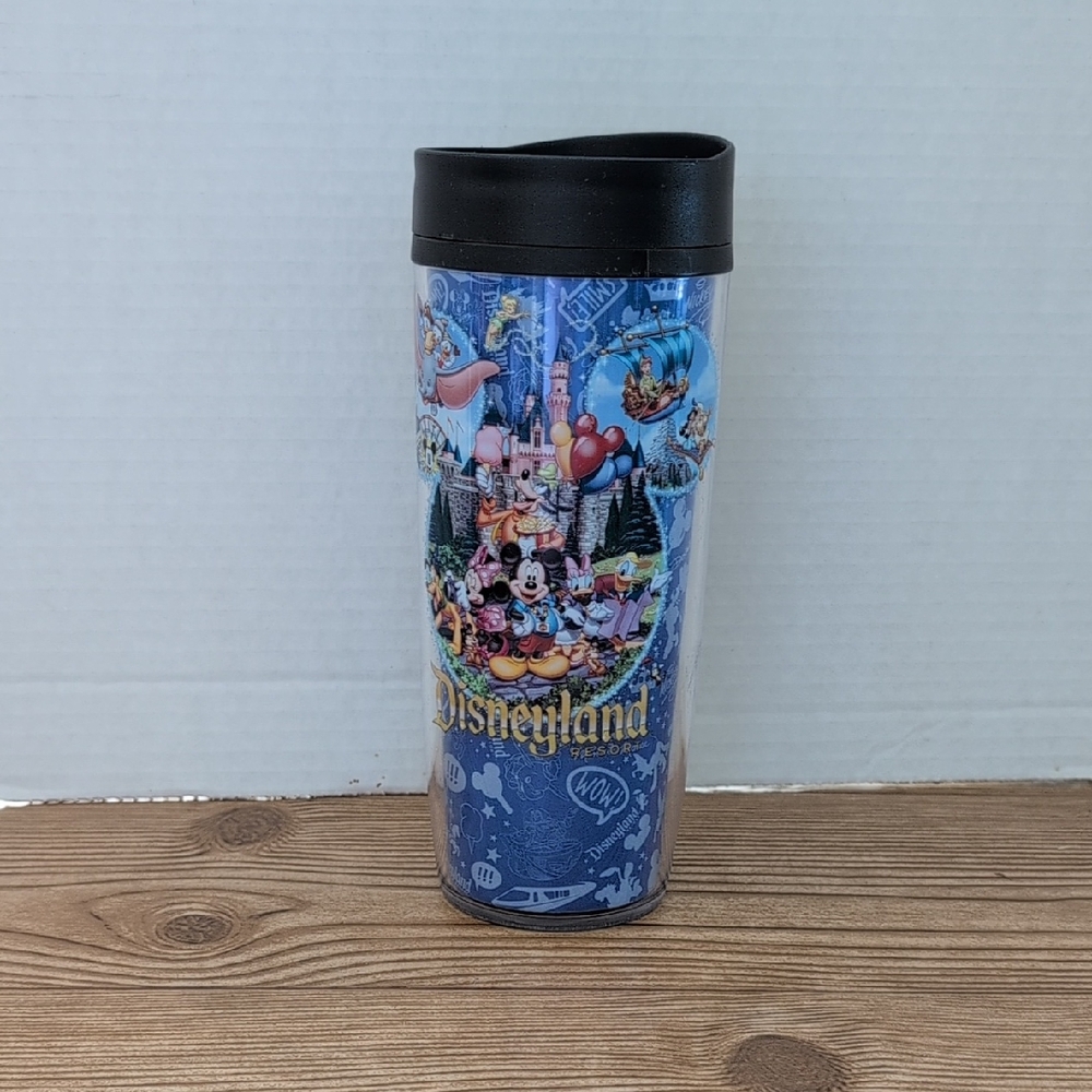 Disneyland Resorts 18 Ounce Travel Mug